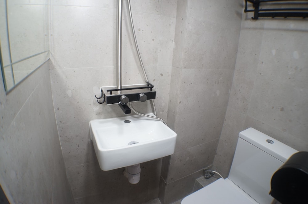Tung Wo Guest House