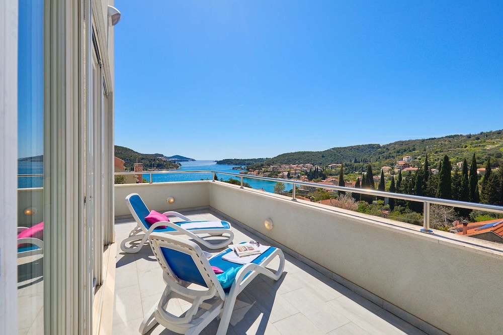 Blue Bay Apartment
