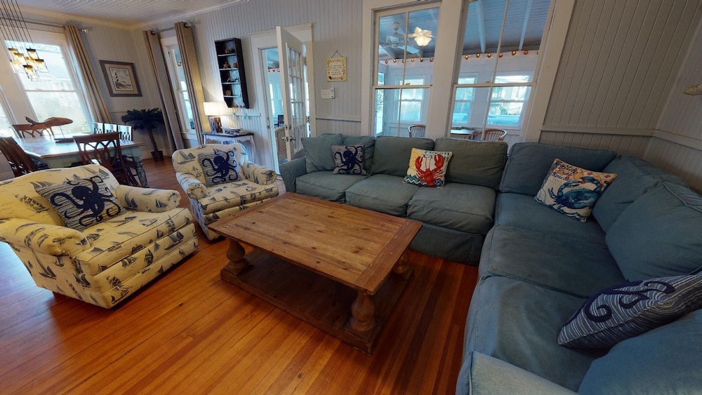 Country's Retreat Tybee Vacation Rentals