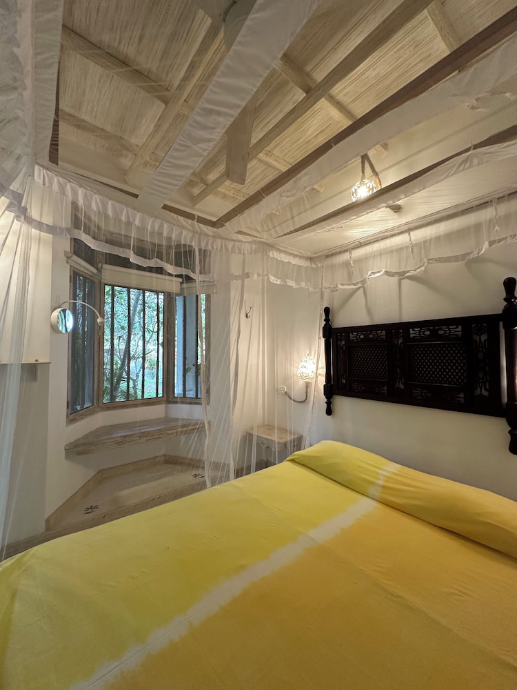 Deep Blue Sea Rental Villa