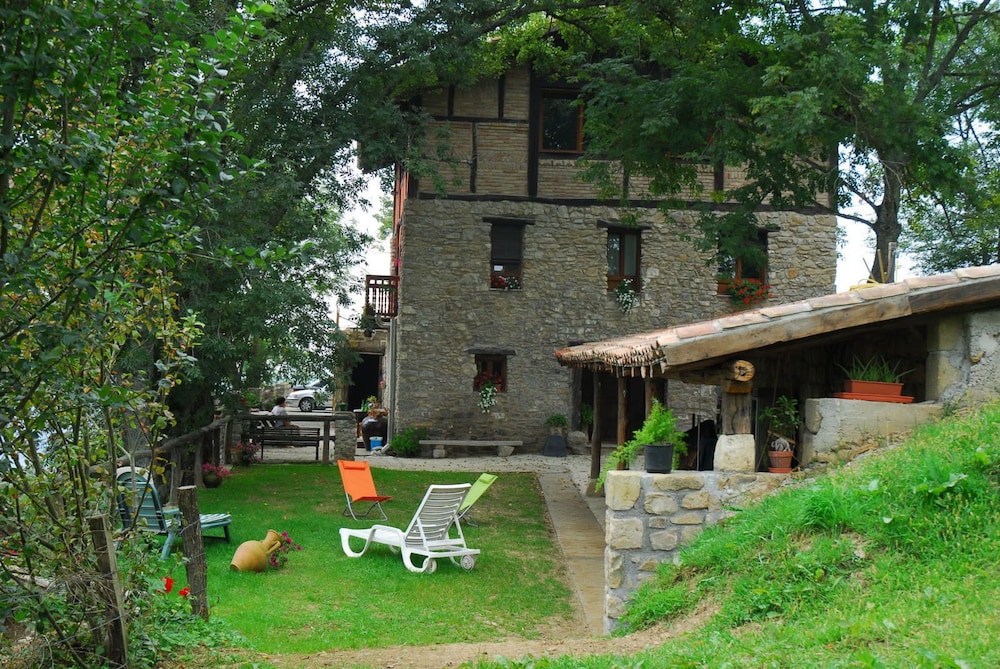 Photo 10