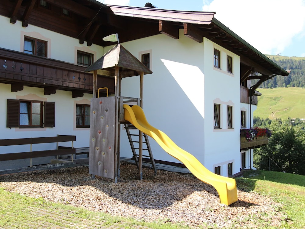 Modern Holiday Home Near the ski Area view 3