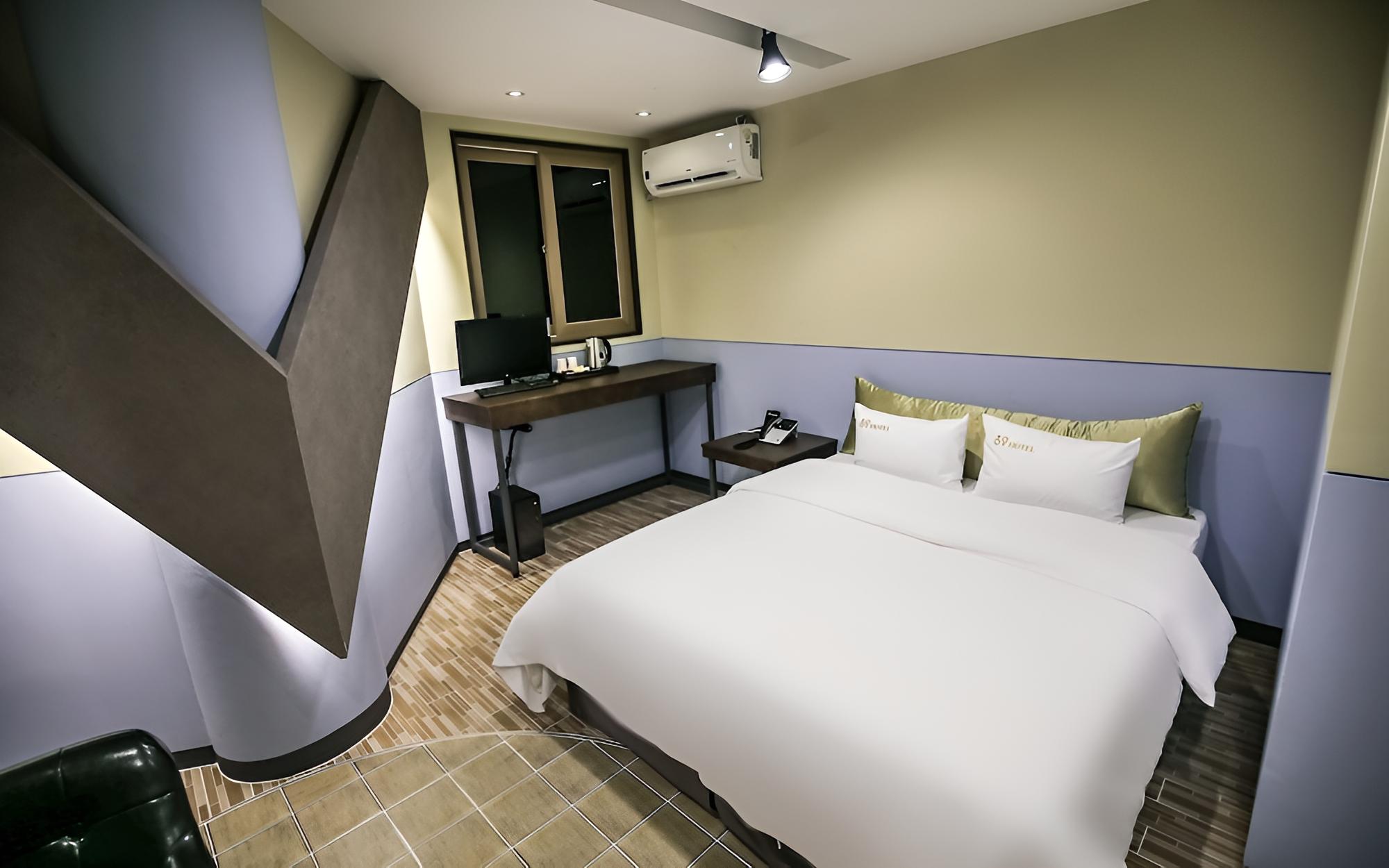 Cheongju Hotel 69 view 3