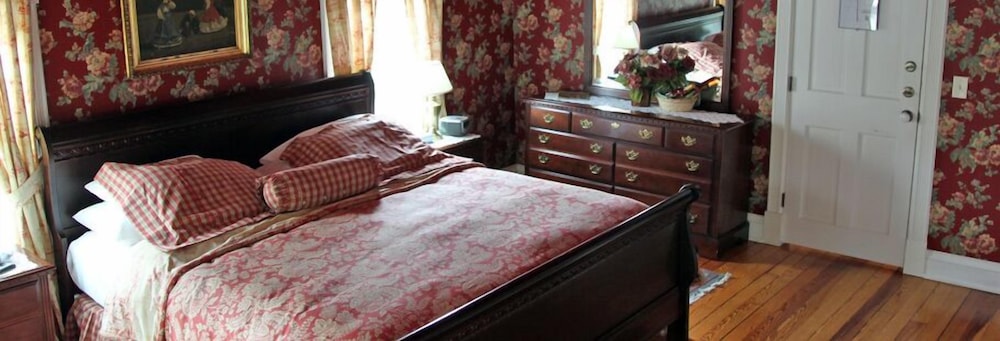Springside Inn
