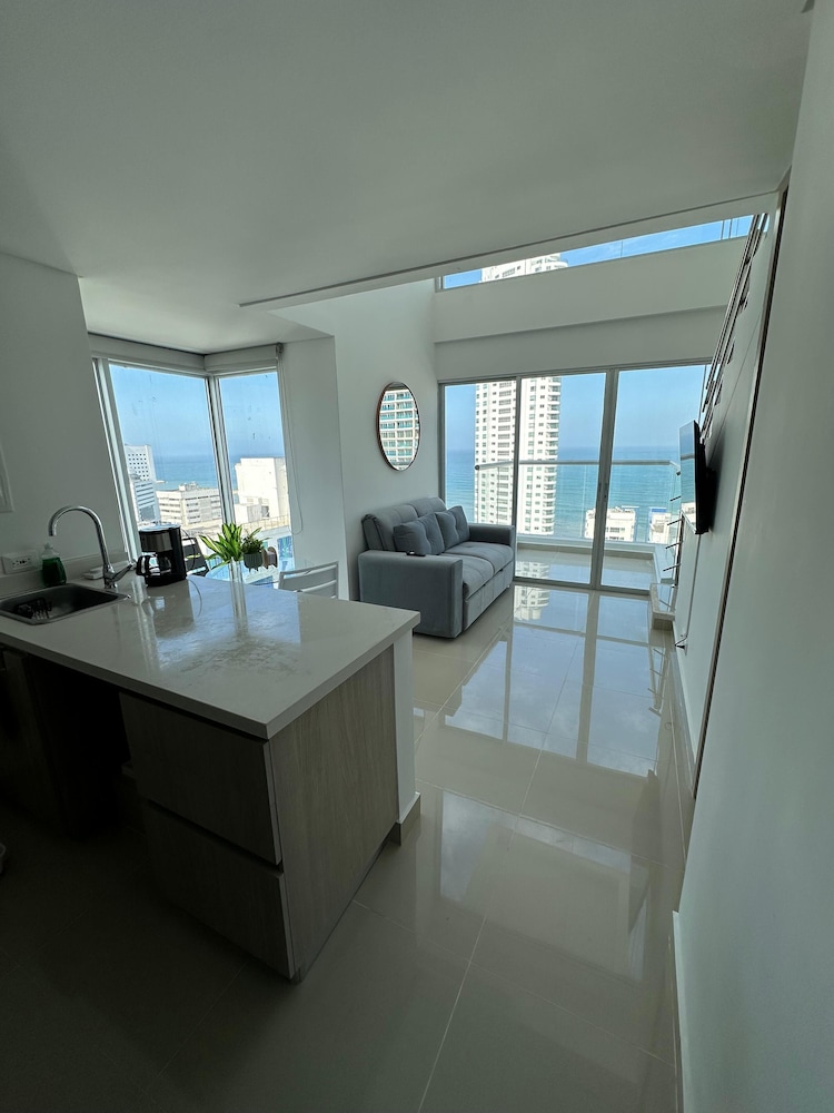 Apartamento loft de 1hab vista al mar