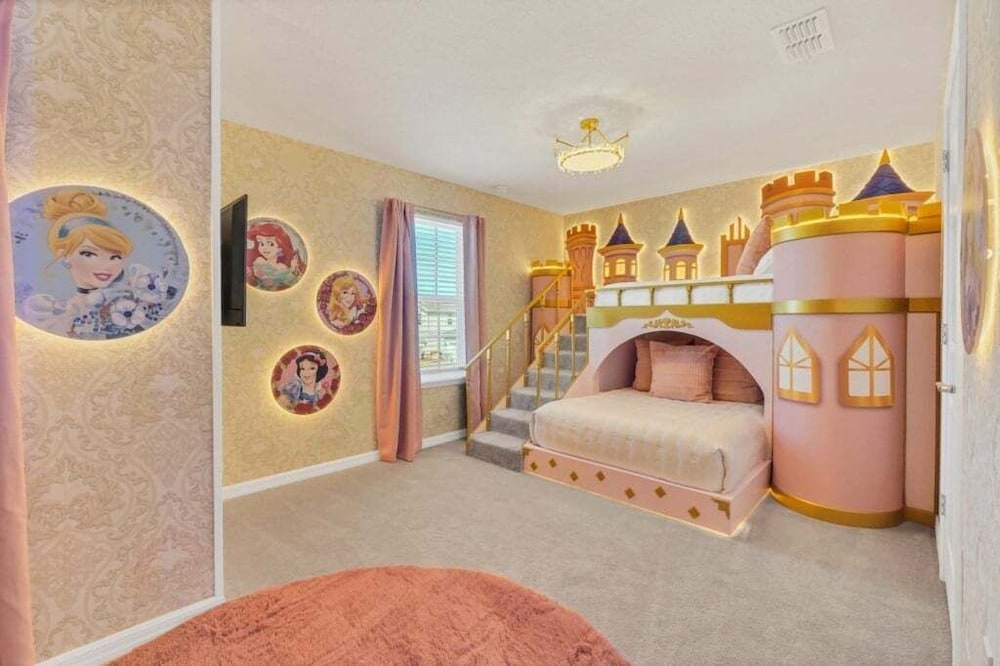 10 Bed 8 Bath Villa Gamesroom & Pool 16284saint 10 Bedroom Villa