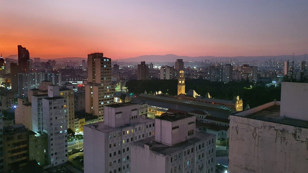 Apartamento com Wi-fi pr Ximo ao Metr Luz