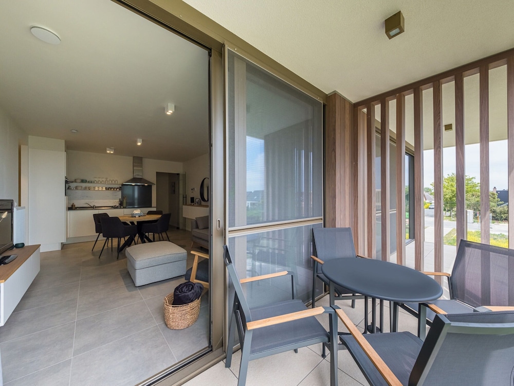 New-build Apartment Near the City Center