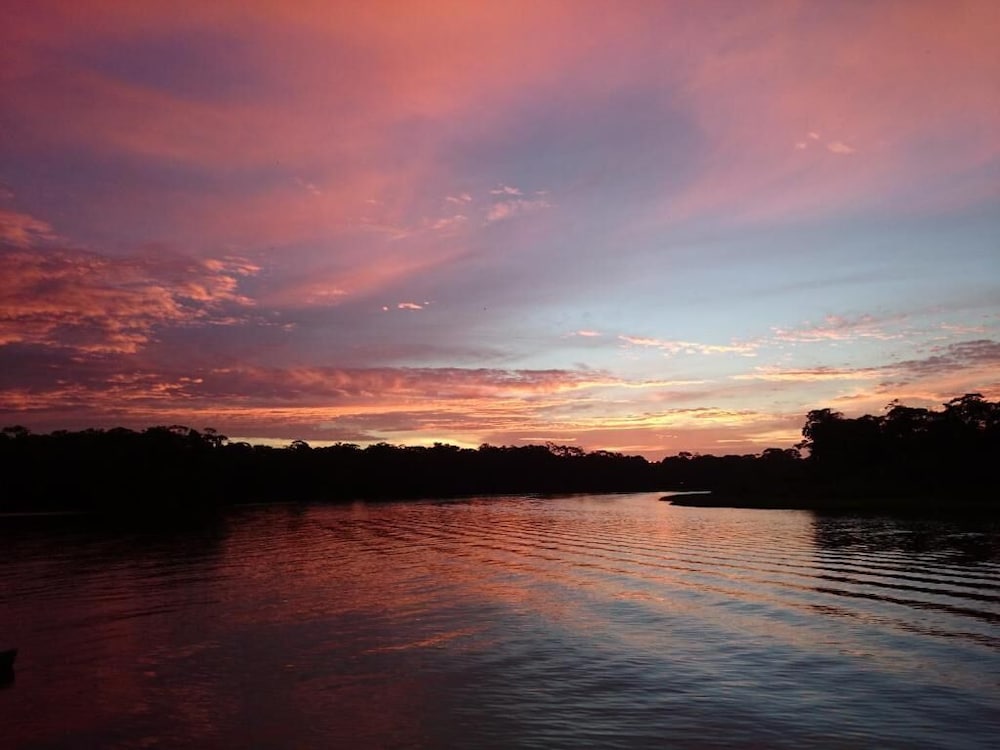 Tortuguero Adventures GuestHouse