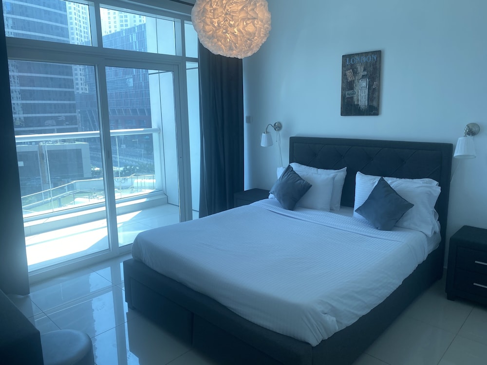 Golden Stay Vacation Continental Tower