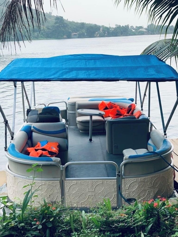 Platinum Blue Island Resort