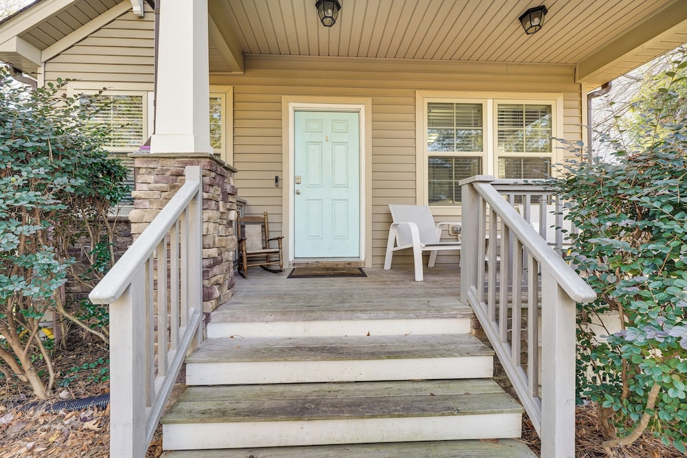 2 Mi to Downtown Durham: Family Home w/ Yard!