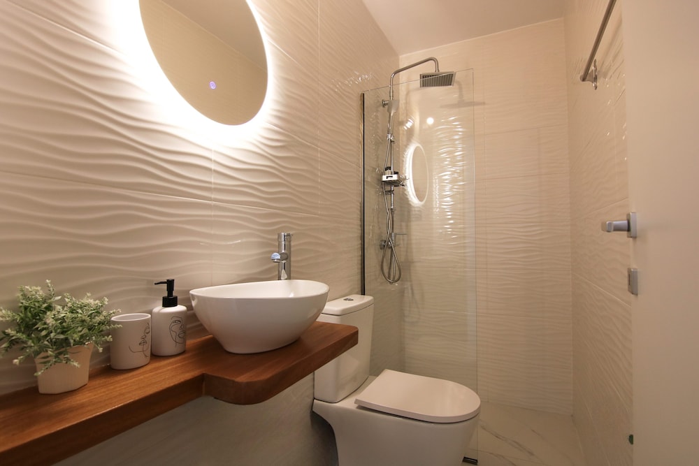 Phaedrus Living: Skiathos Luxury Residences Gri