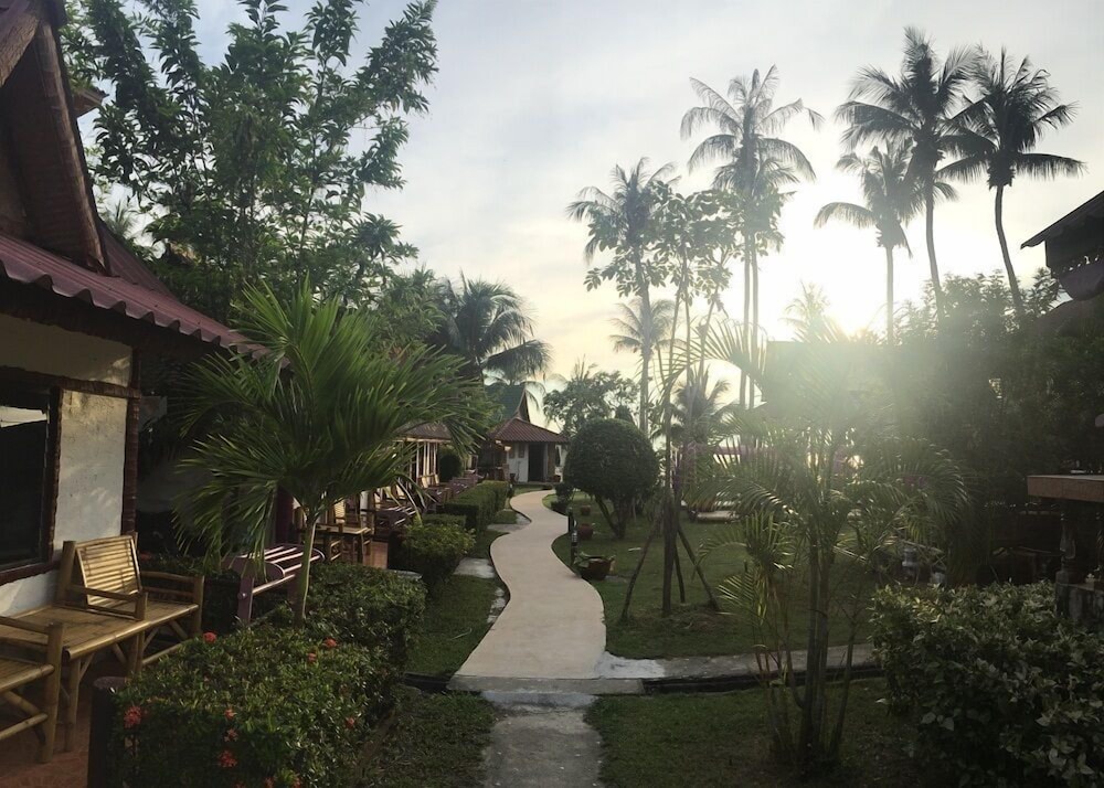 Phangan Cabana Resort