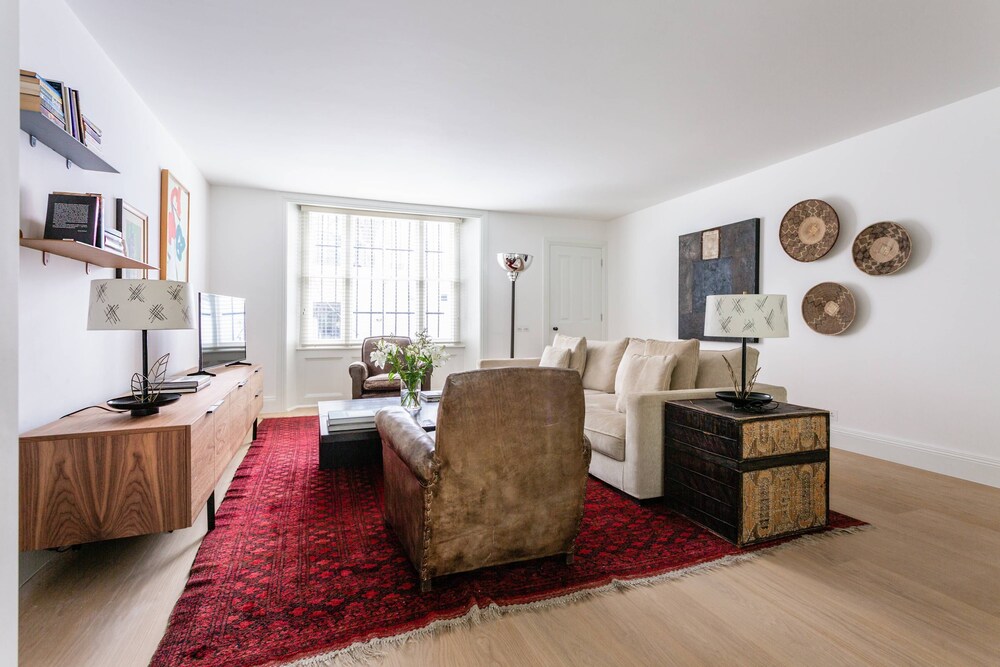Kildare Gardens by Onefinestay