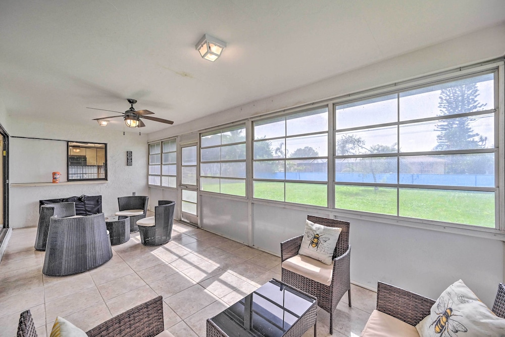 Pet-friendly Cape Coral Escape by Bike Trails - Property Image 9