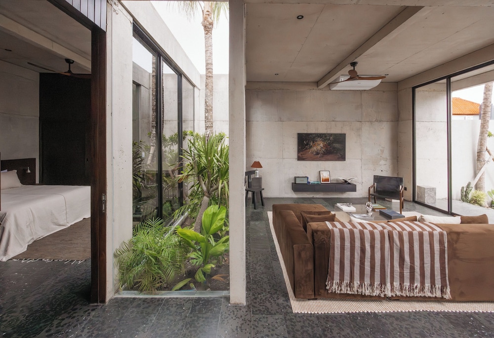 Villa Mor by Alfred in Bali