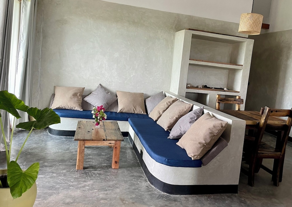 Baobab Bungalows