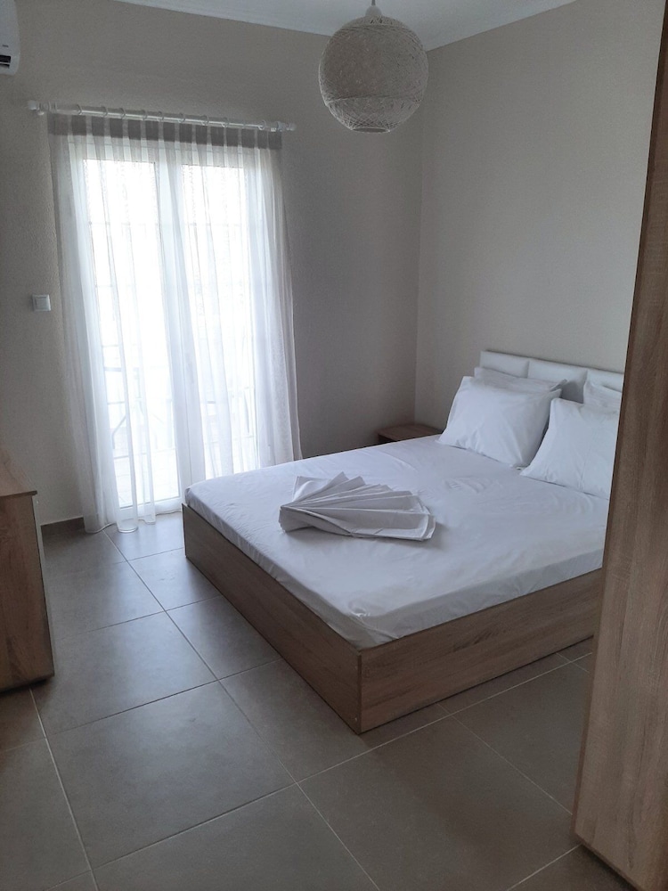 Castello Apartments