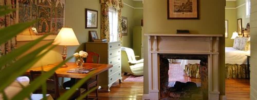 Columbus Vacations - Rothschild-Pound House Inn - Property Image 35