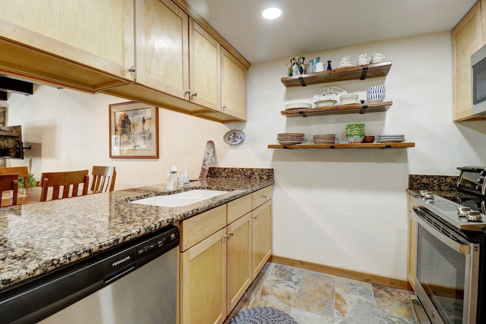 SkyRun - Copper Mountain Resort Vacation Condos
