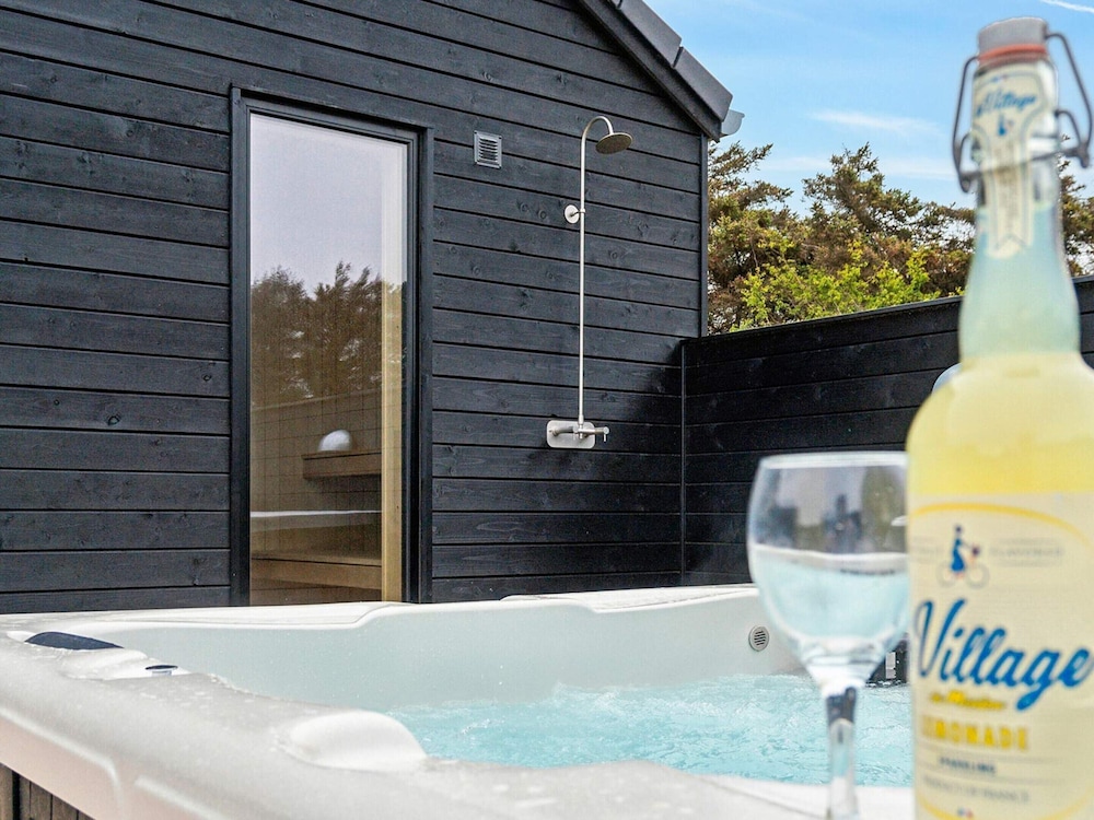 5 Star Holiday Home in Lokken