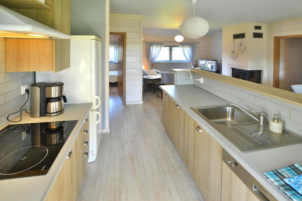 Comfortable Holiday Home for 8 People, Oswino view 5