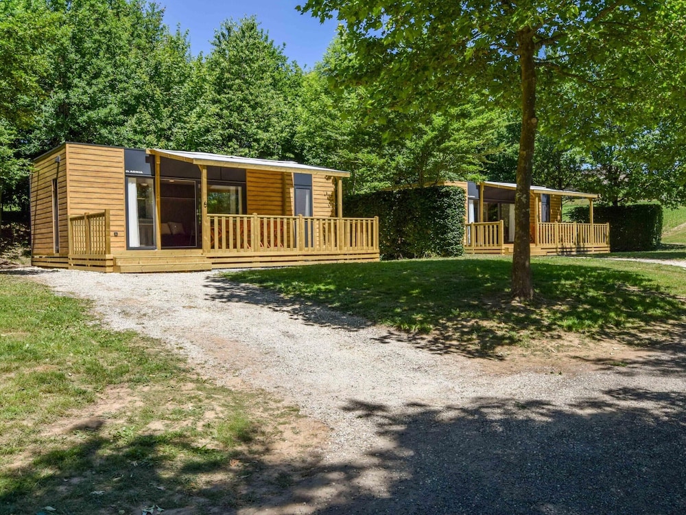 Cottage in Dordogne With Lake View and Pool photo 5