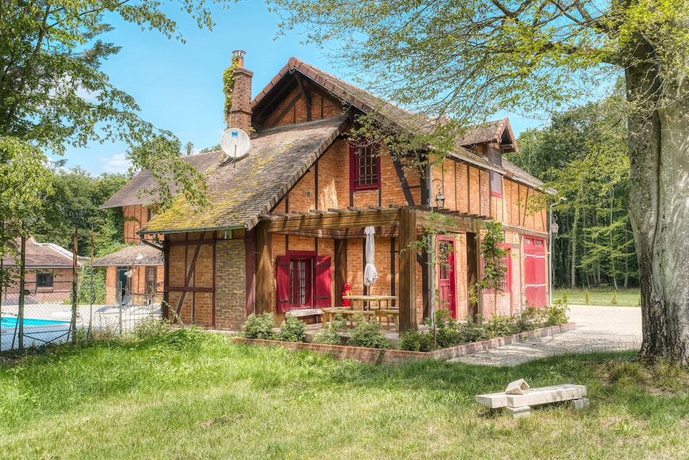 Le Petit Château De Barbizon view 3