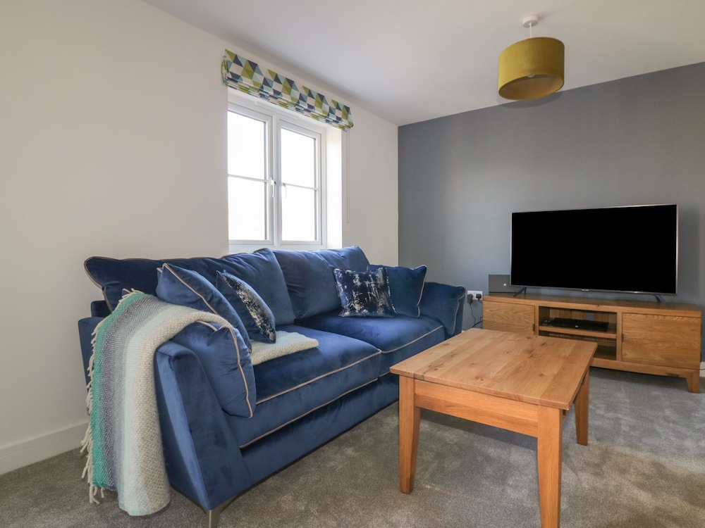 4 Trerammet Crescent