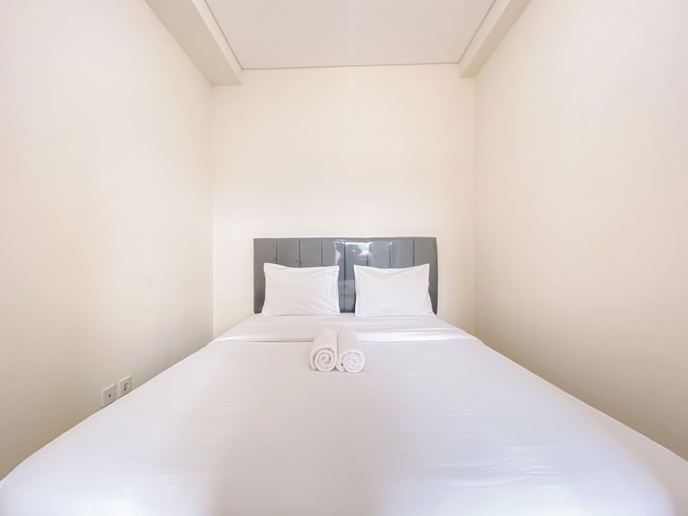 Simply And Cozy 2Br Apartment At Parahyangan Residence