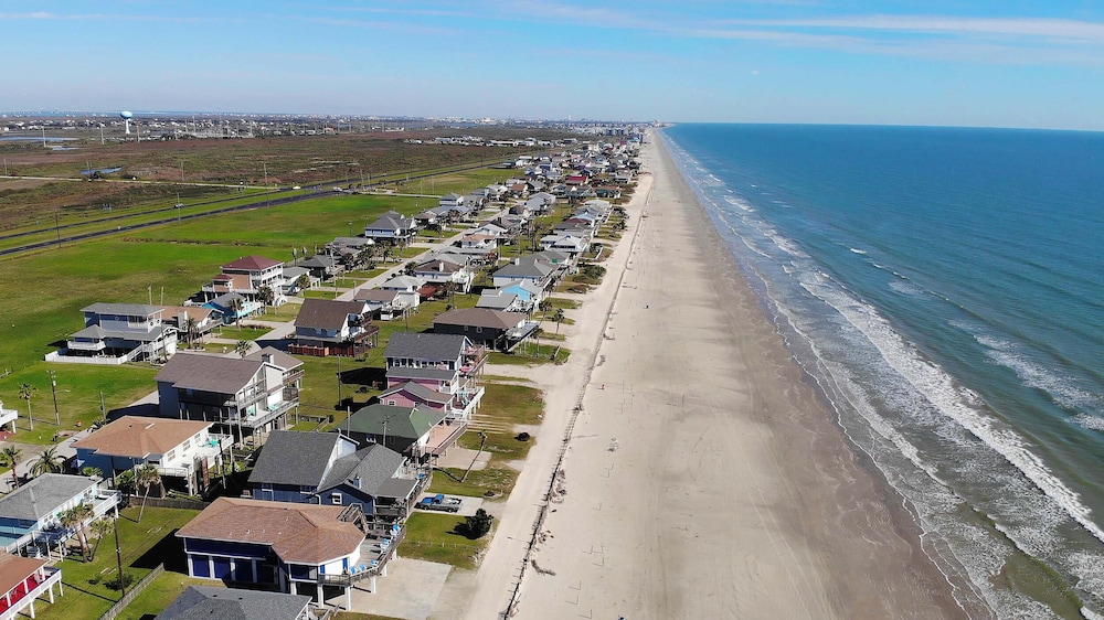 Ocean View by Ryson Vacation Rentals