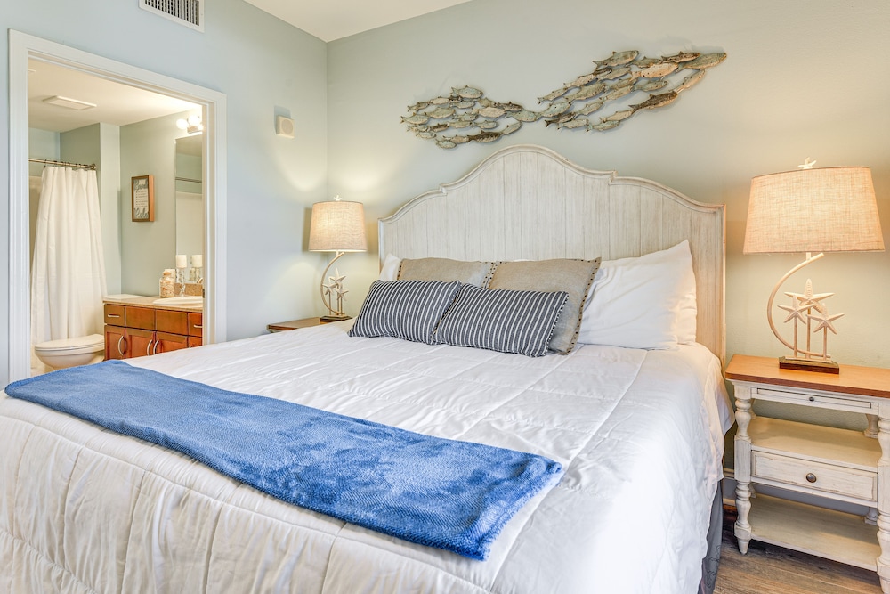 'ocean Oasis': PCB Condo w/ Balcony & Beach Views!