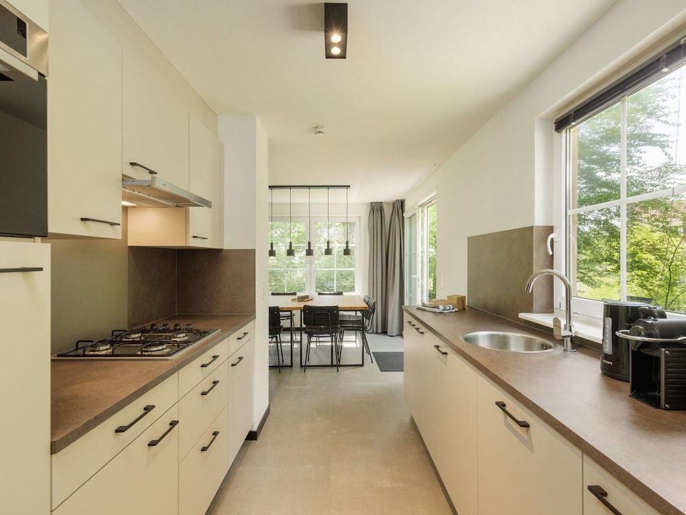 Spacious Stay With Sauna