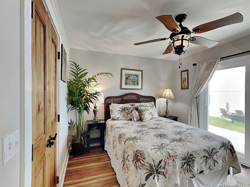 Casa Del Sol by Miss Kitty’s