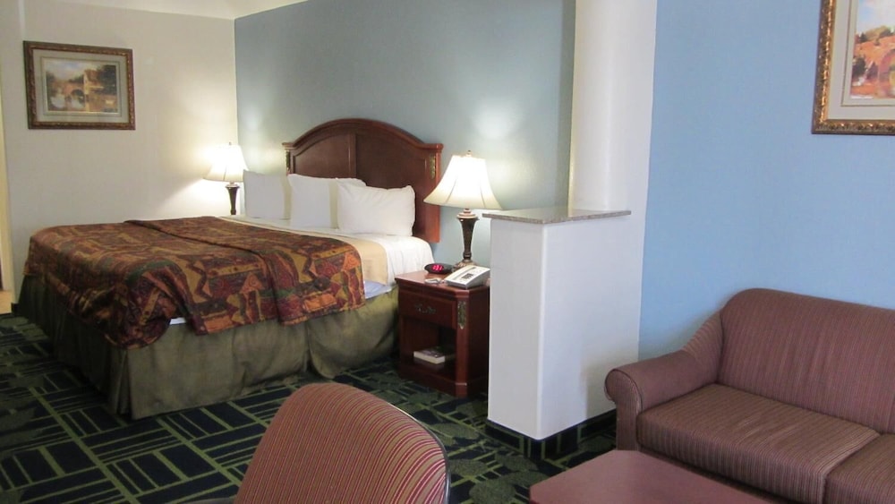 Regency Inn - Property Image 1