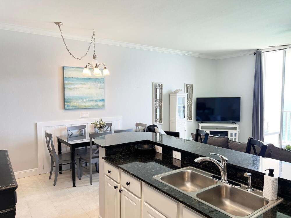 Tidewater 2604 - Sunbeam Dreams