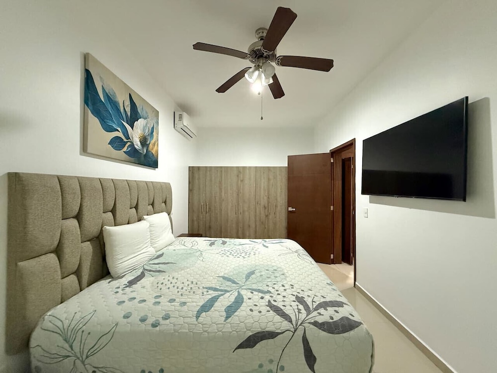 Rincon Colonial Apartments