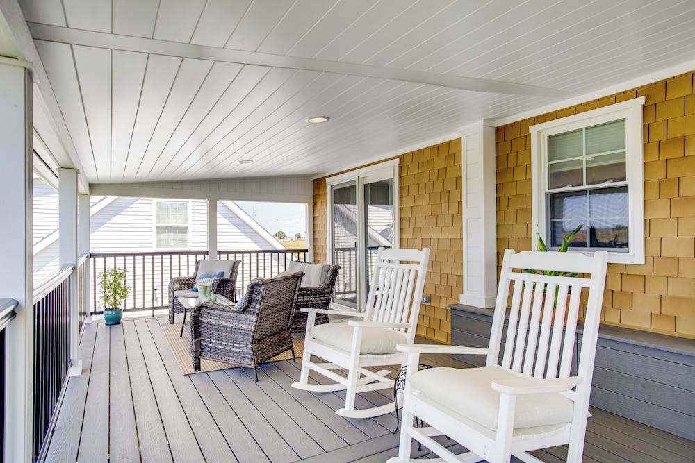 Unique Tangier Cottage w/ Chesapeake Bay Views!