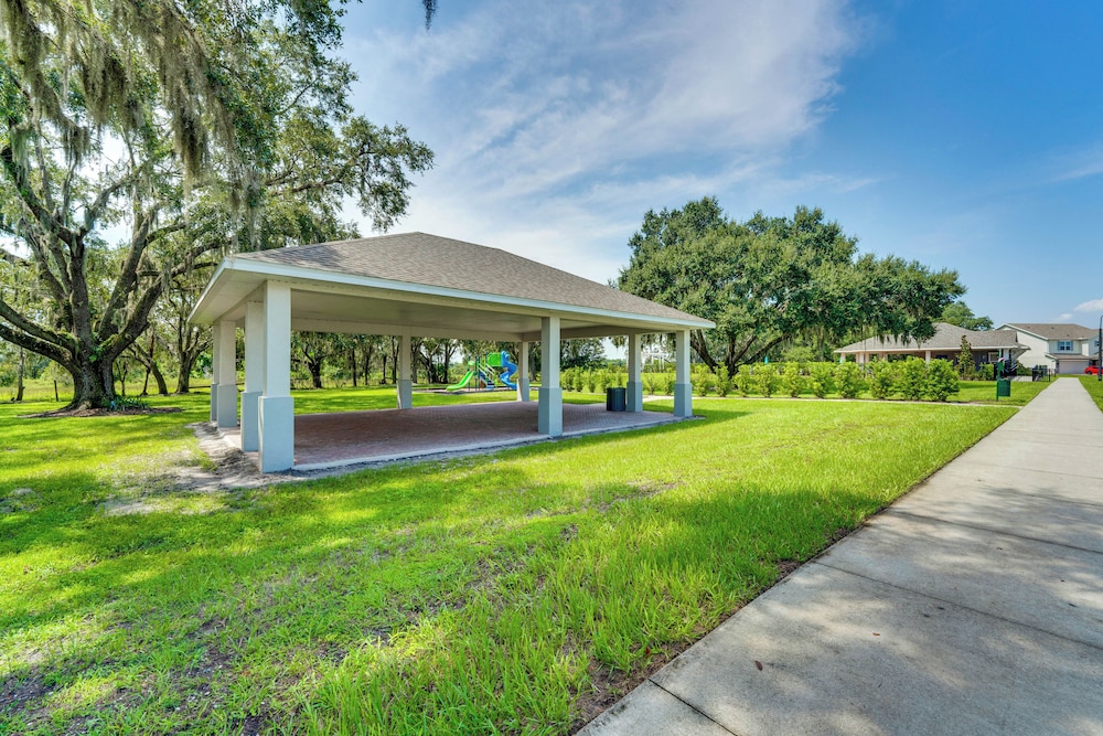 Pool Access: Family Gem w/ Views in St Cloud!