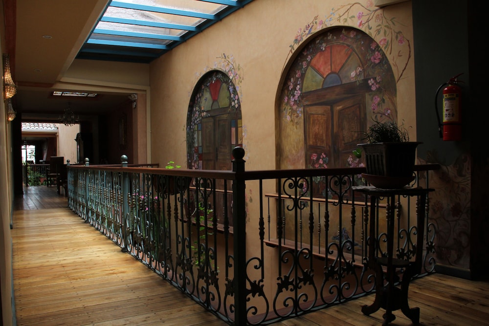 Hotel Inés María
