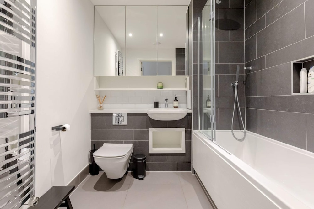 Elegant & Serene 2BD Flat W/roof Terrace Hoxton!