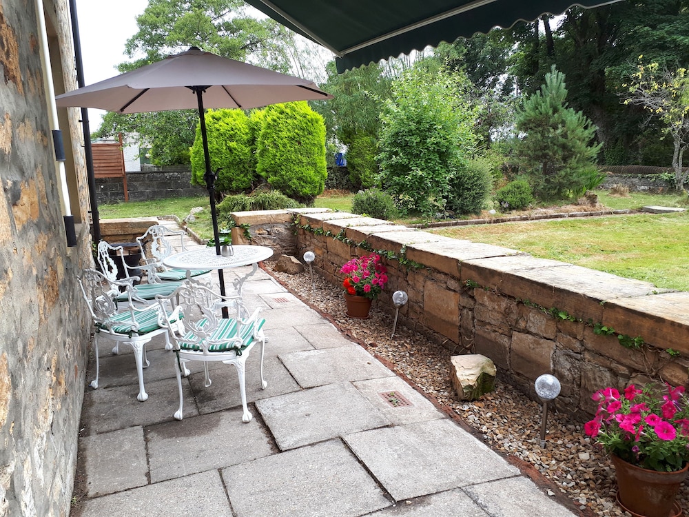 Darwin Cottage Self Catering in Elgin, photo 20