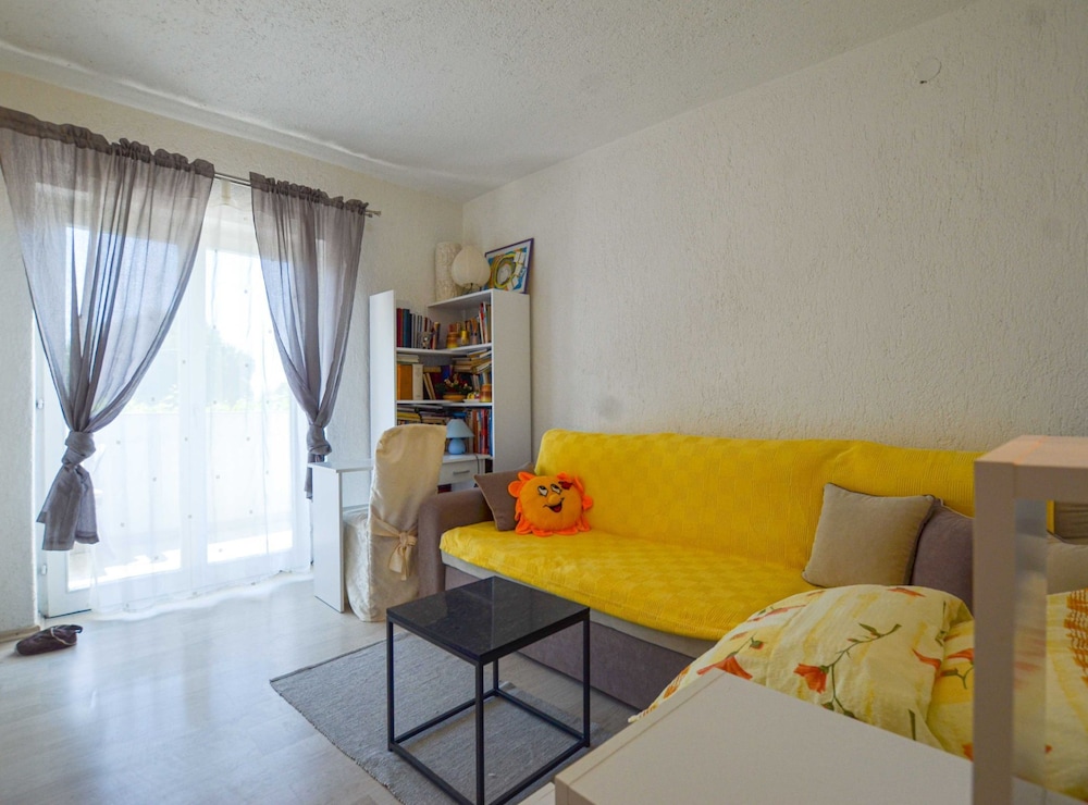 Classic and Elegant Rovinj Apartments With Balcony