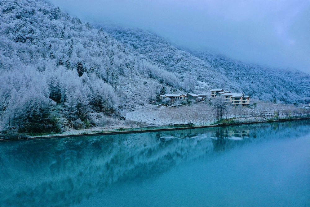 Summergarden Hotel