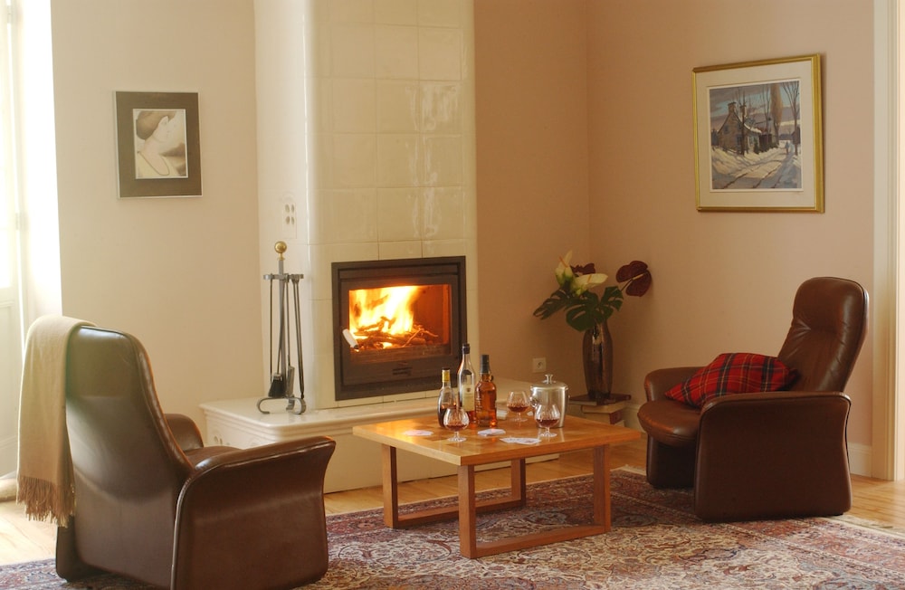 Clos Mirabel Manor B&B