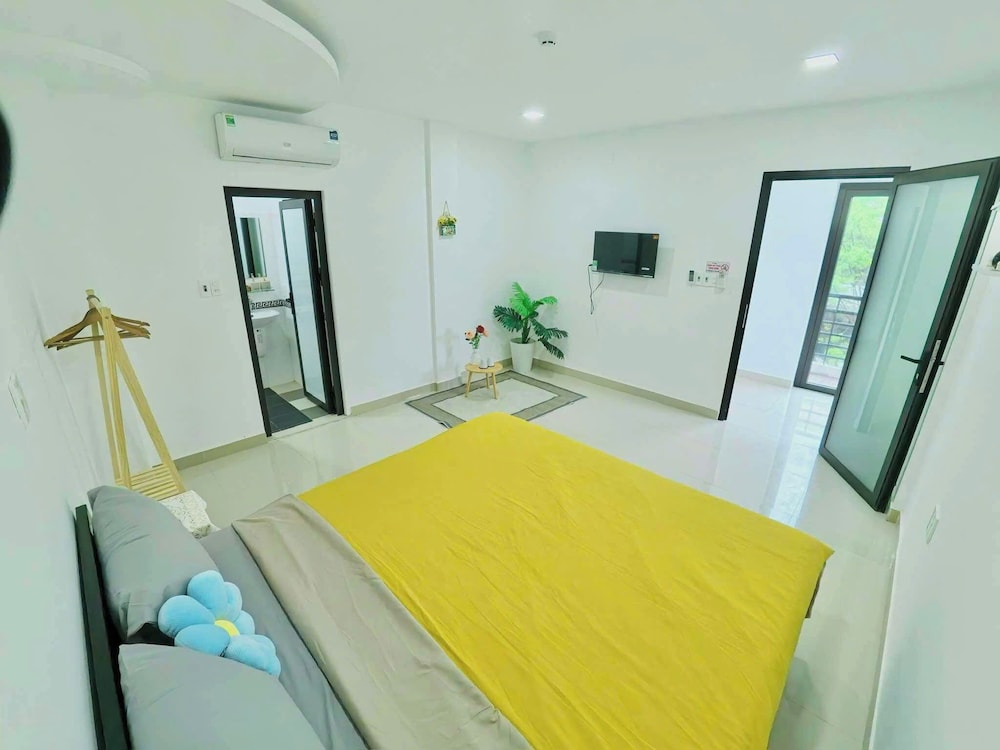 TORI HOMESTAY
