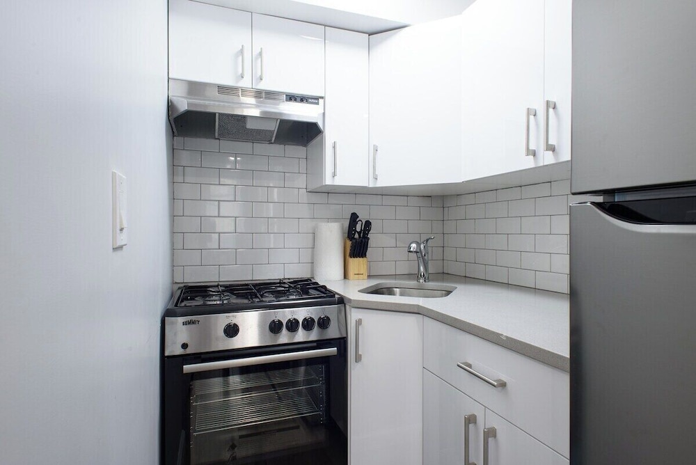 350 Gramercy Apt