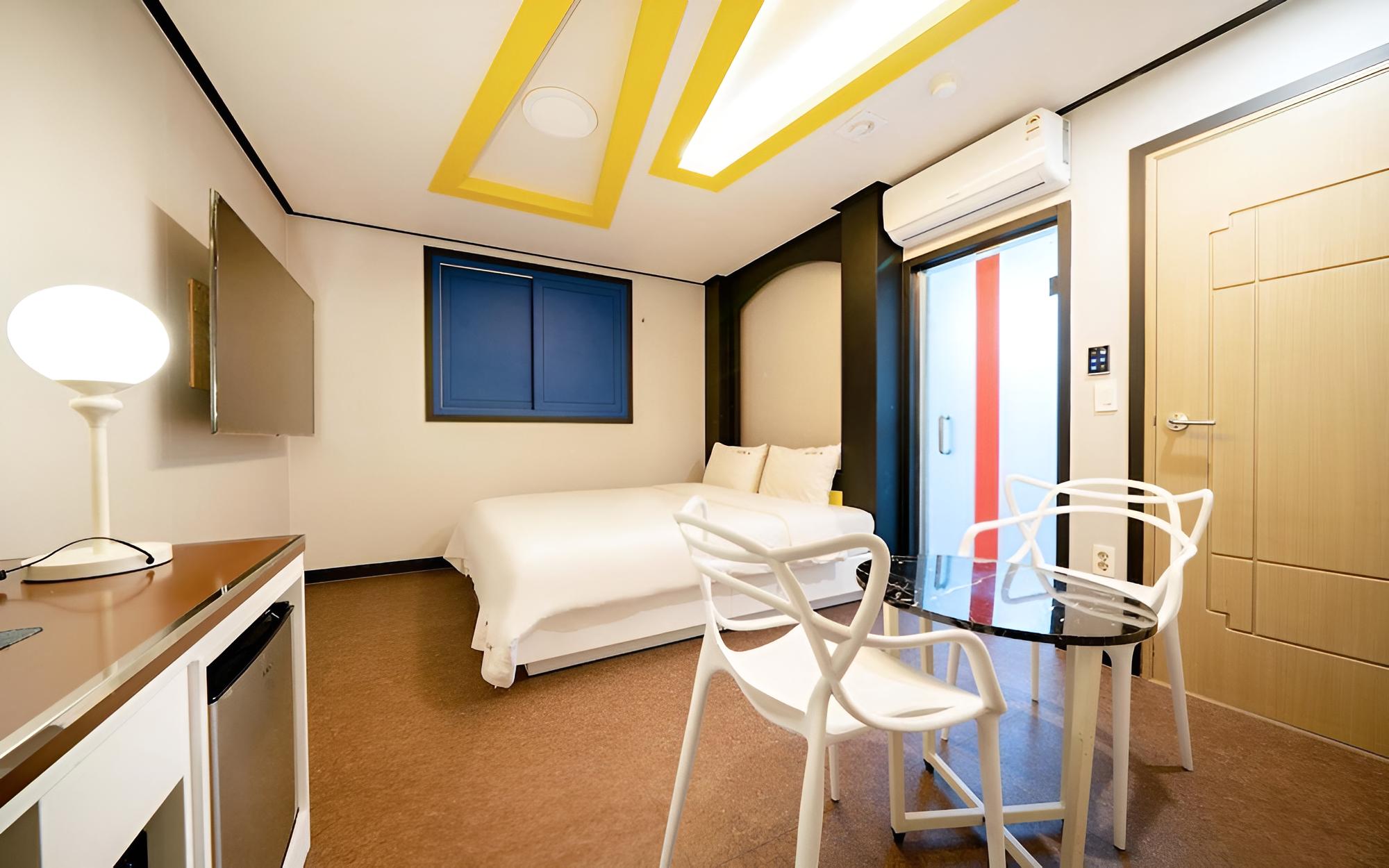 Hotel UK Seomyeon Busan view 5