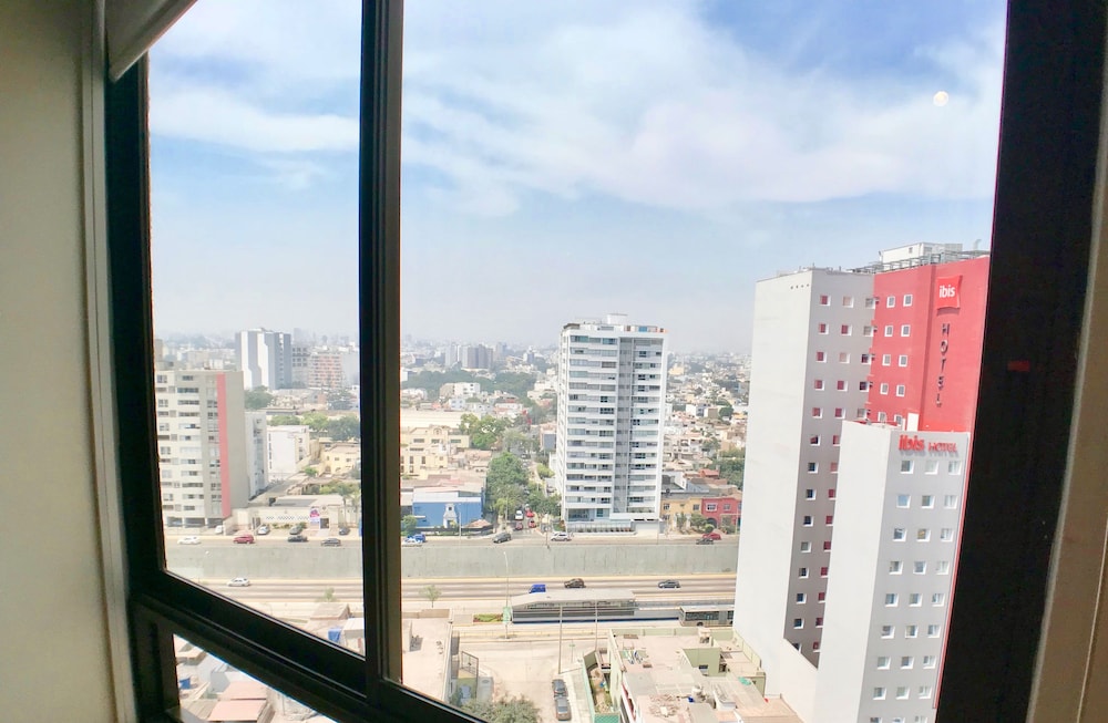 ALU Apartments - Miraflores Park